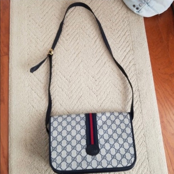 Authentic Gucci supreme sherry web messenger bag - Picture 5 of 8